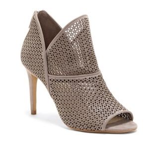 Vince Camuto | Vatena – Laser-cut Peep-toe Bootie